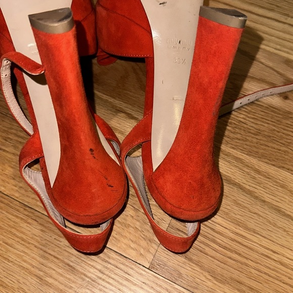 Miu Miu Prada Bow tie Red Suede heels 39.5 - Picture 7 of 8